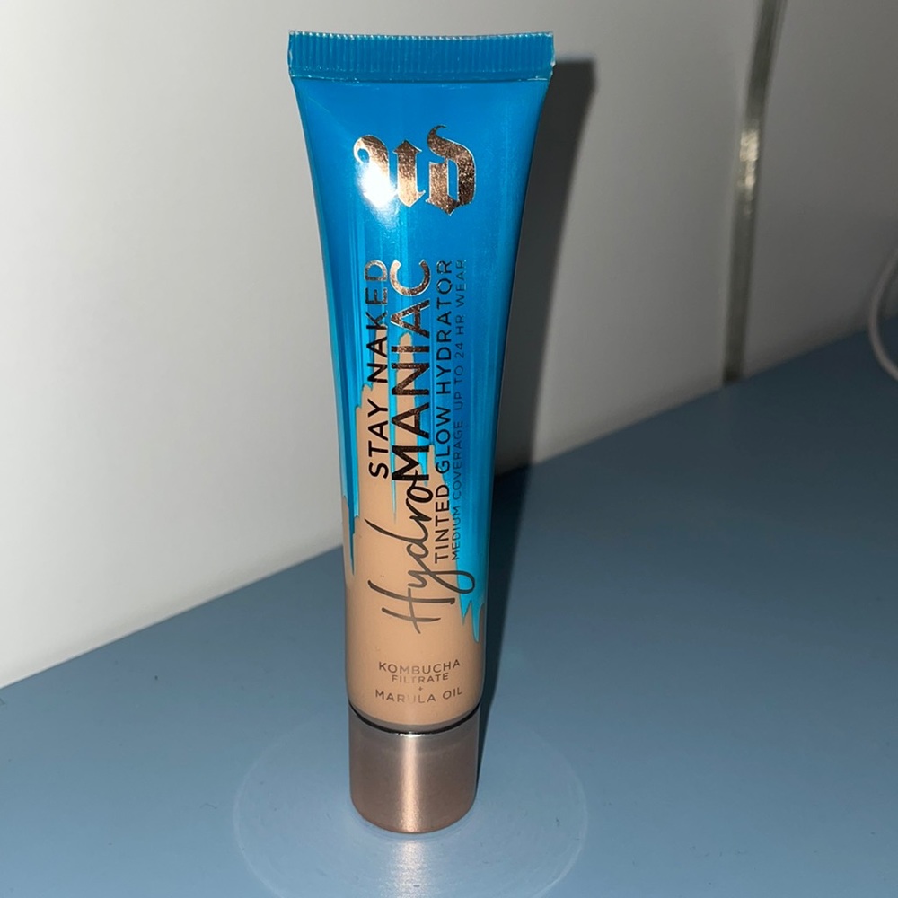 Urban Decay stay naked Hydromaniac